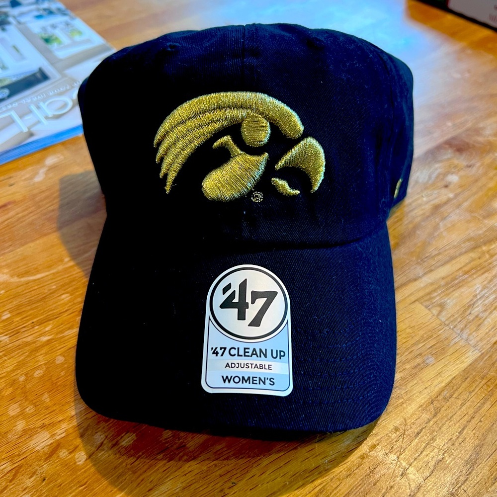 Iowa Hawkeyes women’s baseball hat